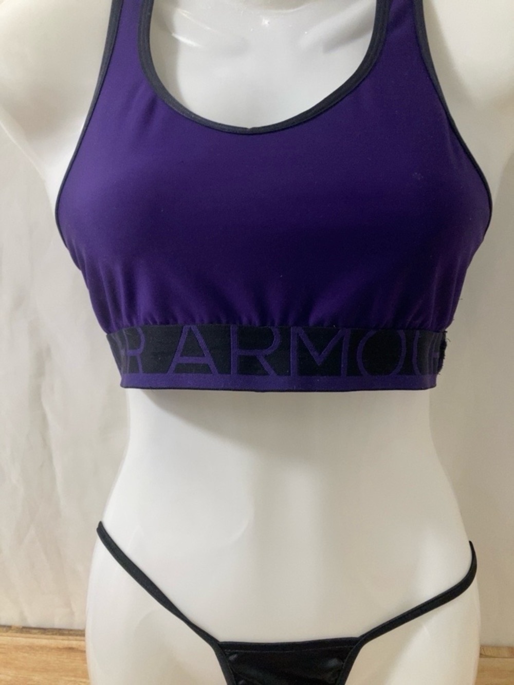 Under Armour Purple Medium Support Sports Bra Women’s Large L